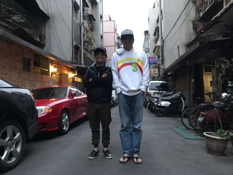 img1490966376.jpeg
