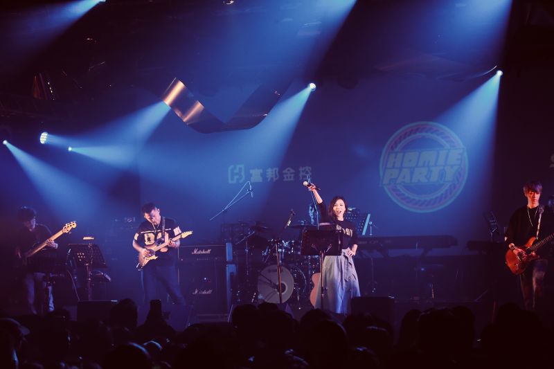 img1536592206.jpg