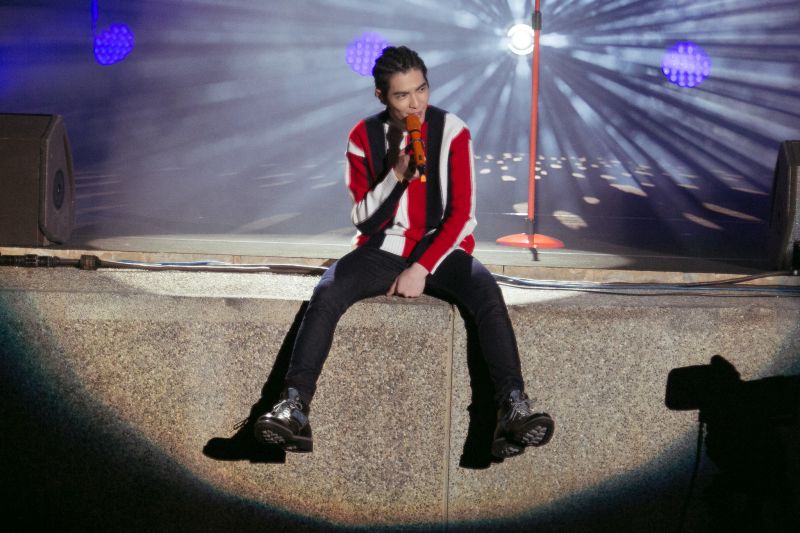 img1540112234.jpg