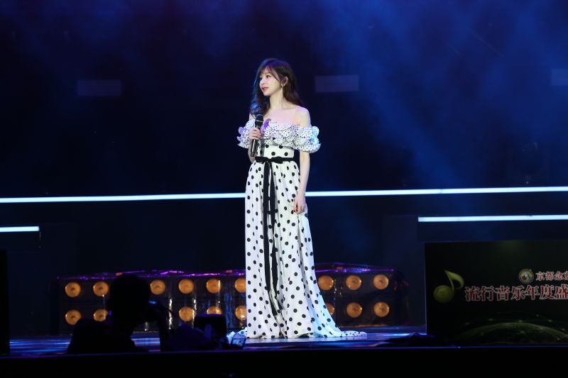 img1557234394.jpg