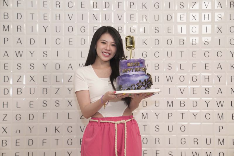 img1691639082.jpg