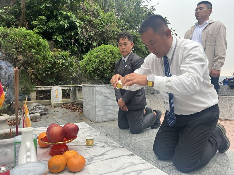 img1745482291.jpg