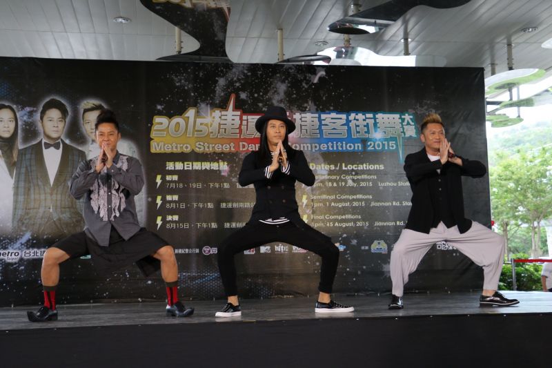 img1439657593.jpg